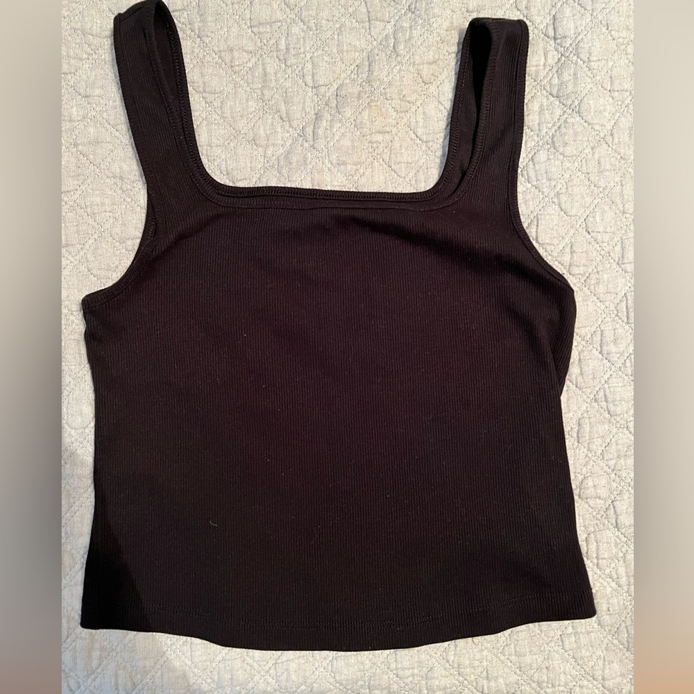 Old Navy ribbed crop tank